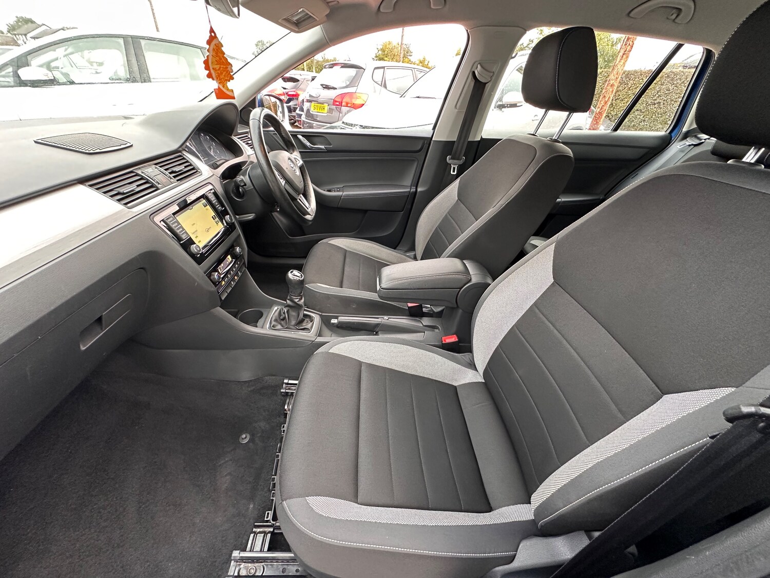 Used Skoda Rapid Spaceback 2017 for sale - 76125351: Photo 22