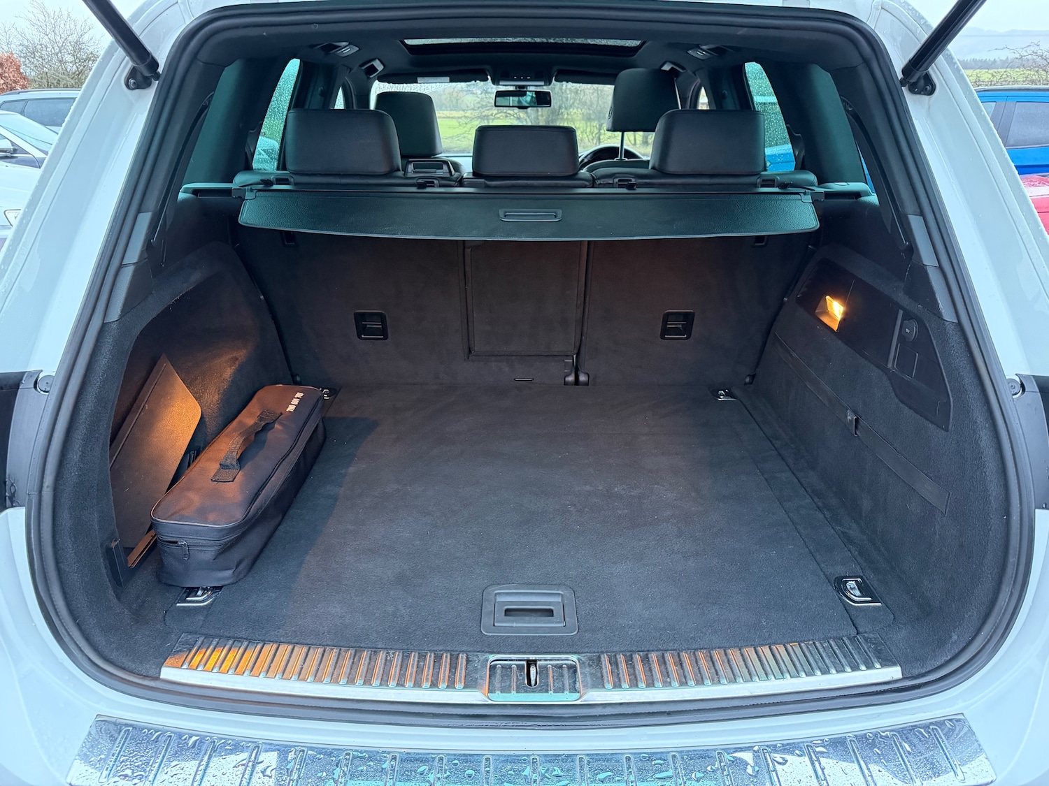 Used Volkswagen Touareg 2015 for sale - 77462942: Photo 16