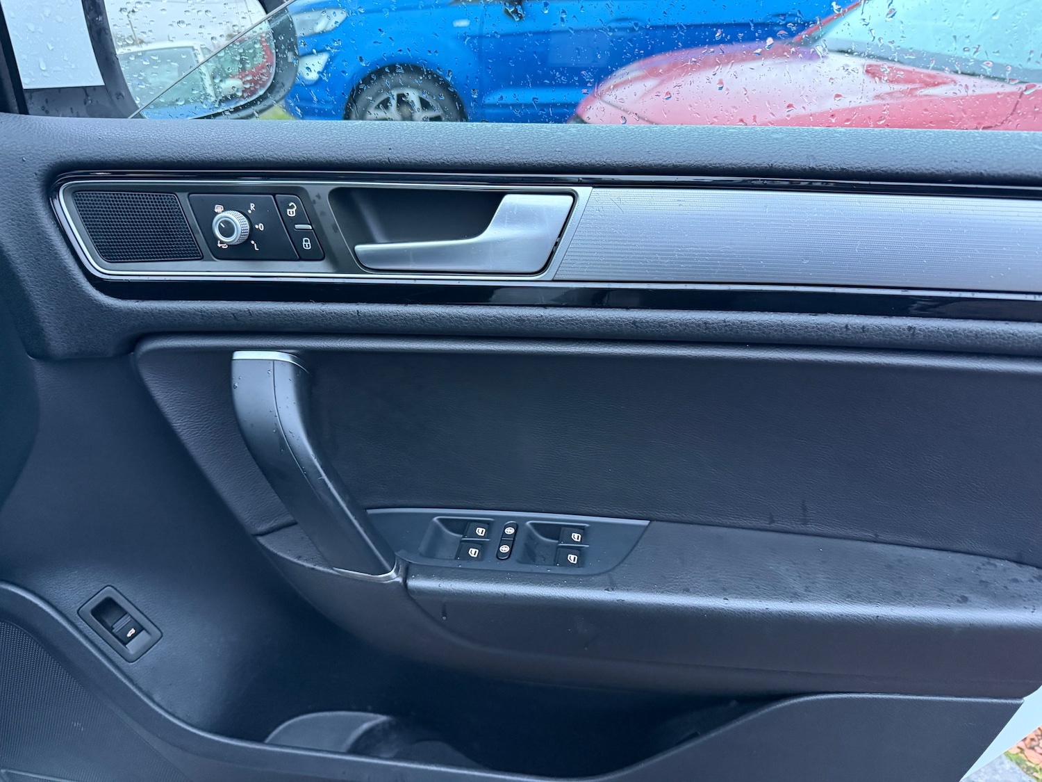 Used Volkswagen Touareg 2015 for sale - 77462942: Photo 18