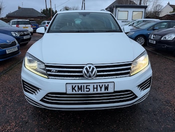 Used Volkswagen Touareg 2015 for sale - 77462942: Photo