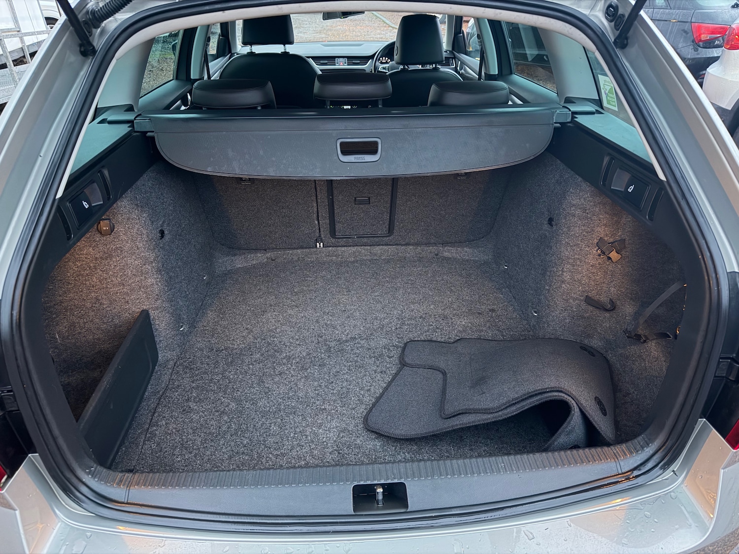 Used Skoda Octavia 2015 for sale - 77747412: Photo 14