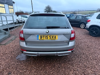 Used Skoda Octavia 2015 for sale - 77747412: Photo