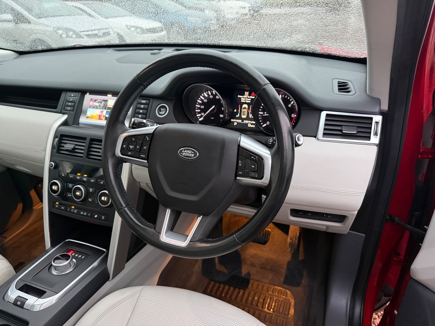 Used Land Rover Discovery Sport 2016 for sale - 77336893: Photo 12