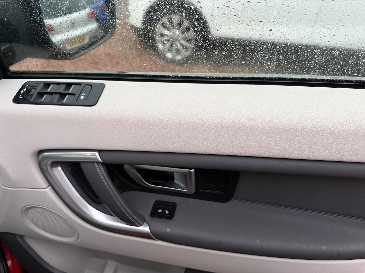 Used Land Rover Discovery Sport 2016 for sale - 77336893: Photo 8