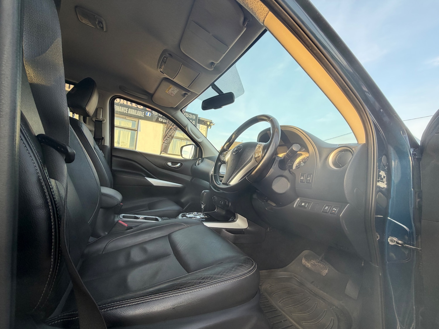 Used Nissan Navara 2018 for sale - 77979093: Photo 23