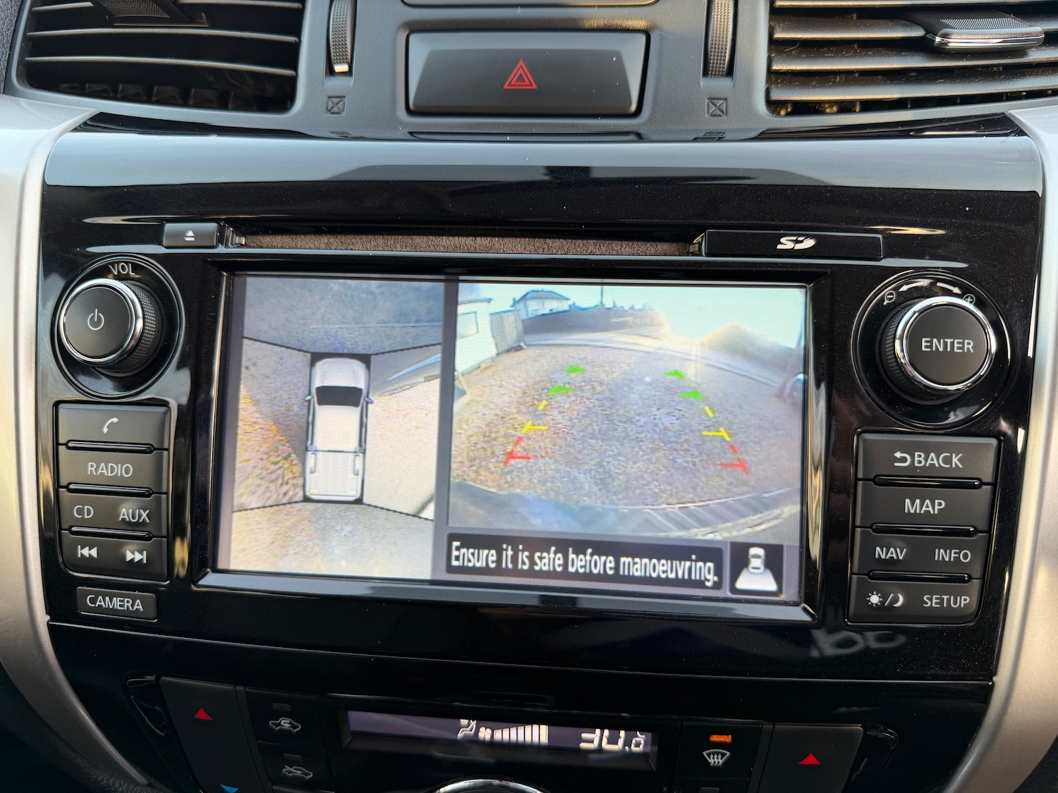 Used Nissan Navara 2018 for sale - 77979093: Photo 25