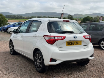 Used Toyota Yaris 2018 for sale - 78739453: Photo