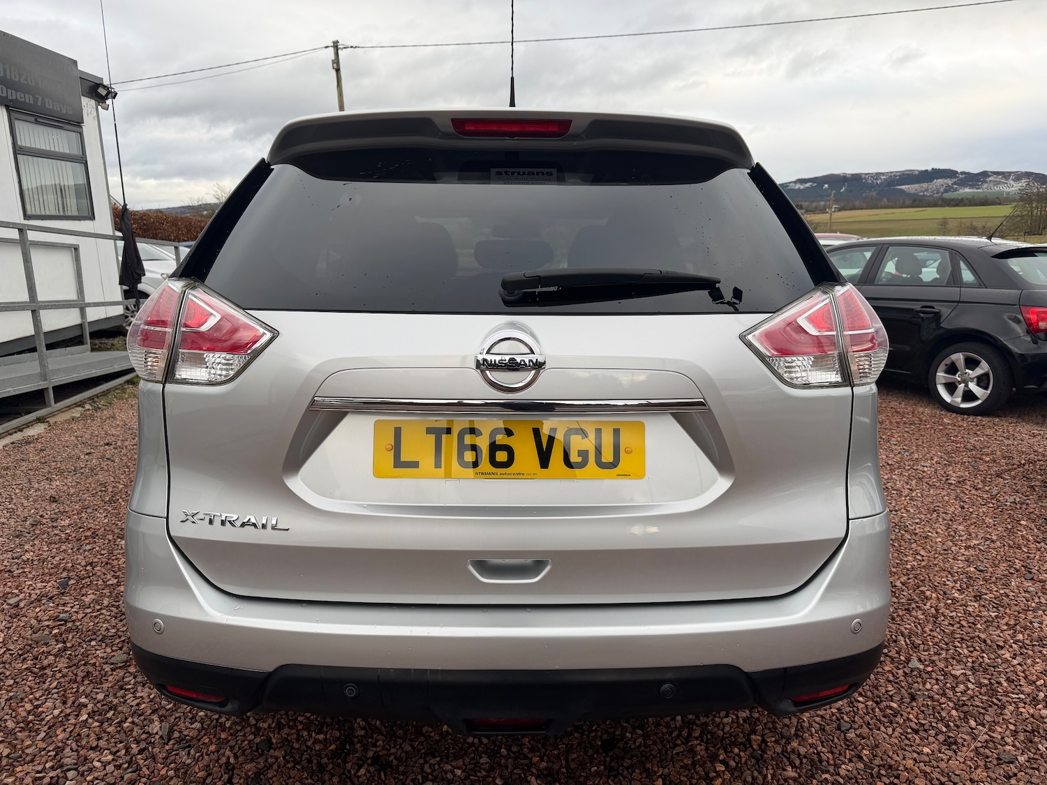 Used Nissan X-Trail 2016 for sale - 77576563: Photo 3