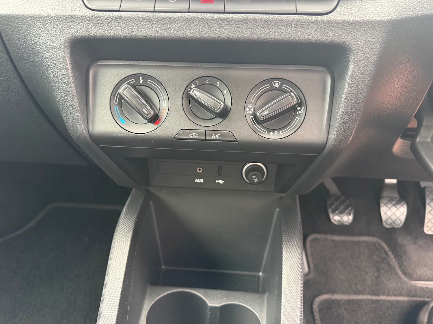 Used Skoda Fabia 2015 for sale - 77327296: Photo 18