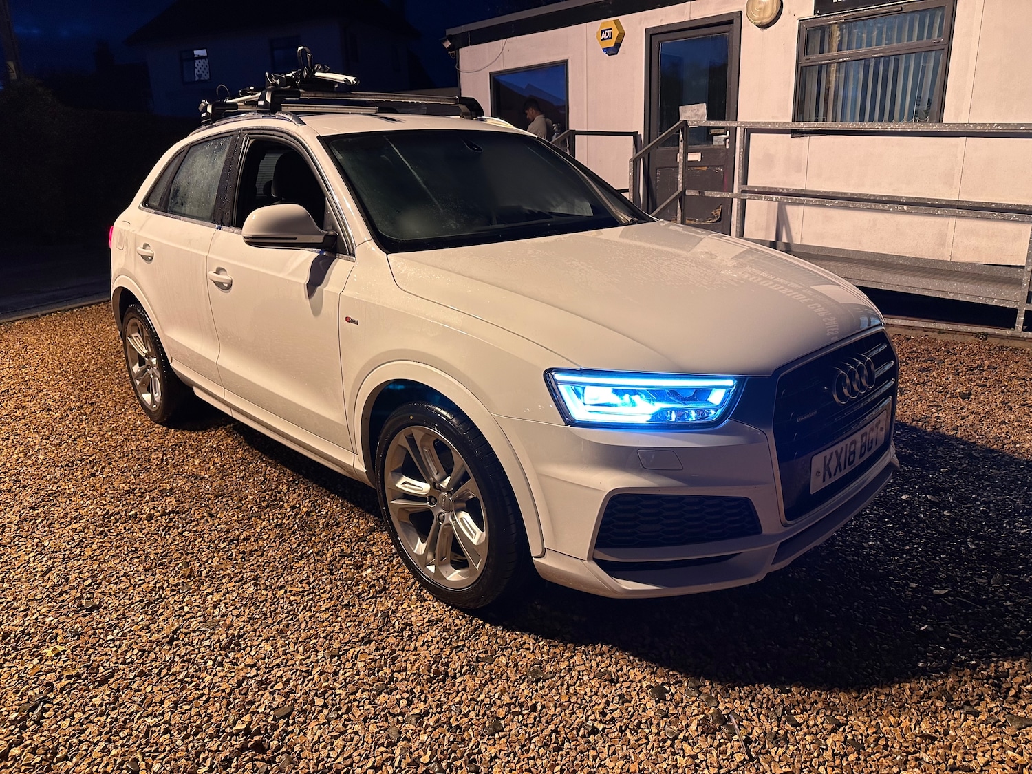 Used Audi Q3 2018 for sale - 76520255: Photo 2