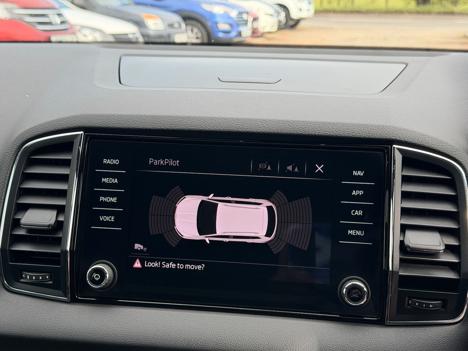 Used Skoda Karoq 2019 for sale - 78207030: Photo 28