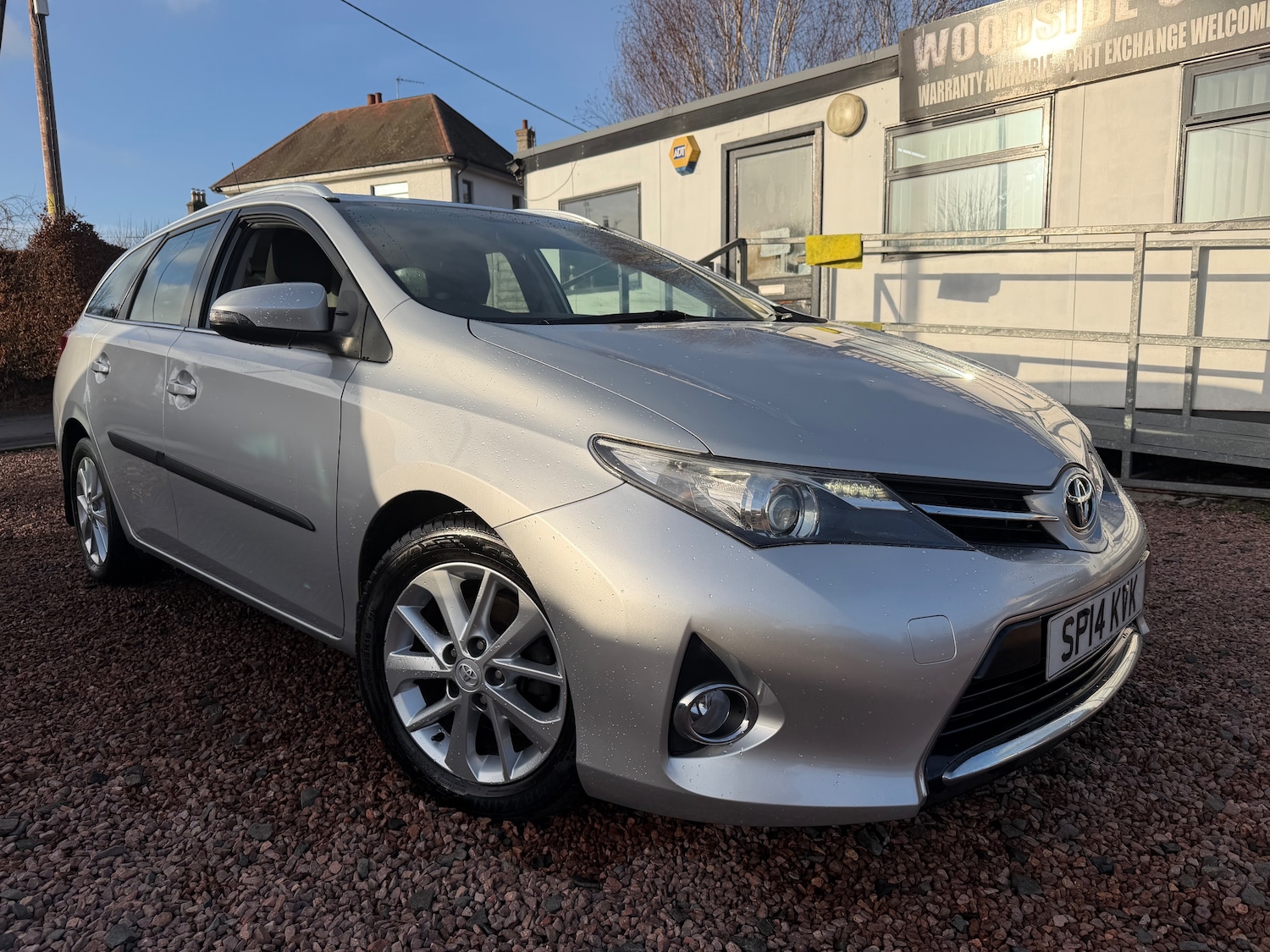 Used Toyota Auris 2014 for sale - 77355170: Photo 1