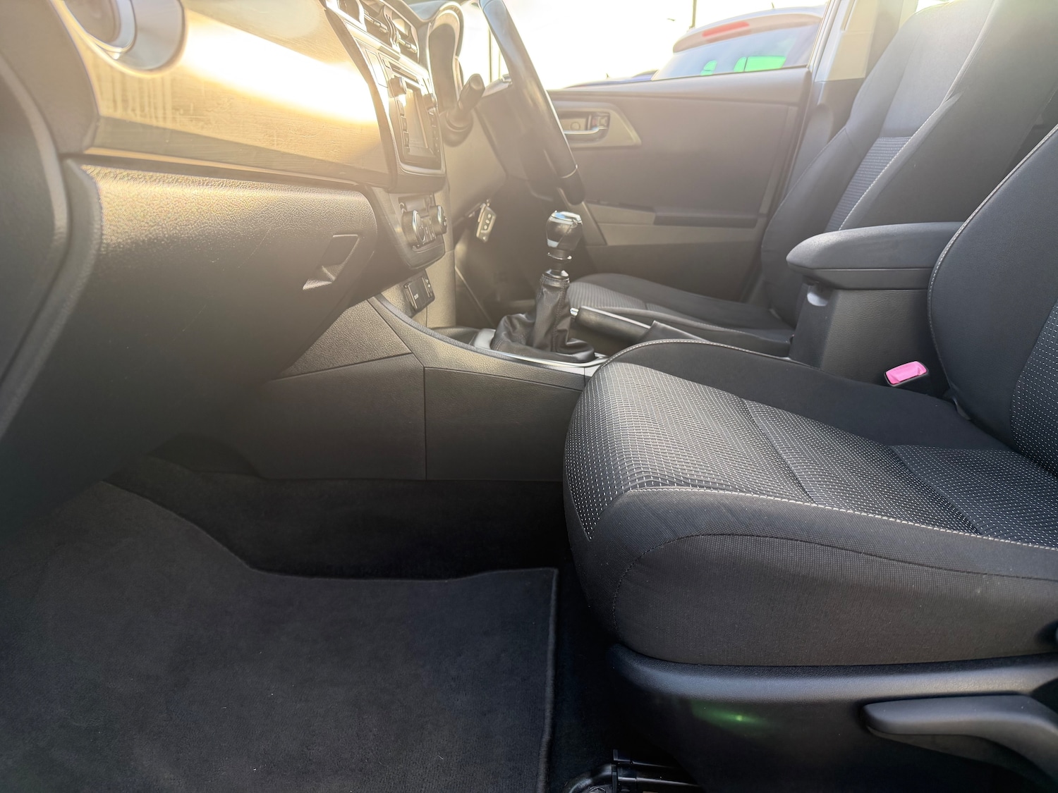 Used Toyota Auris 2014 for sale - 77355170: Photo 17