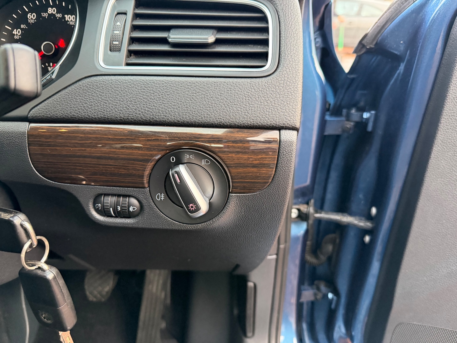 Used Volkswagen Jetta 2016 for sale - 77128699: Photo 11