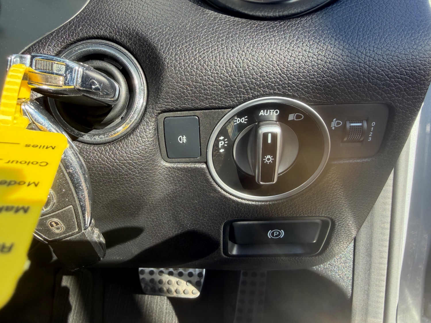 Used Mercedes-Benz SLK 2014 for sale - 78092296: Photo 11