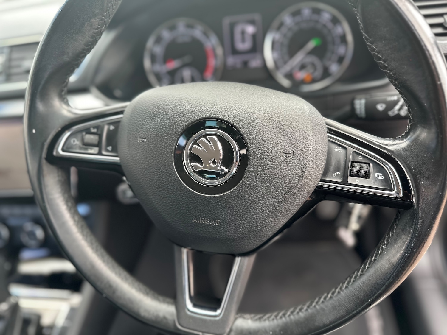 Used Skoda Superb 2017 for sale - 75974963: Photo 13