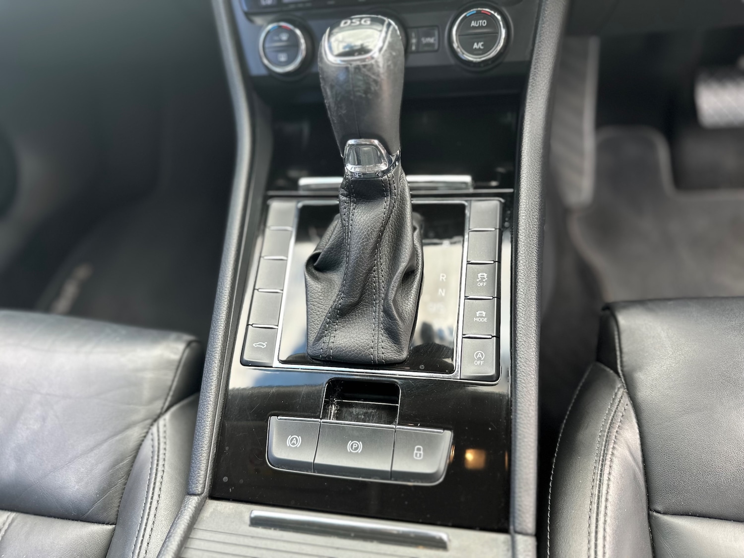 Used Skoda Superb 2017 for sale - 75974963: Photo 14
