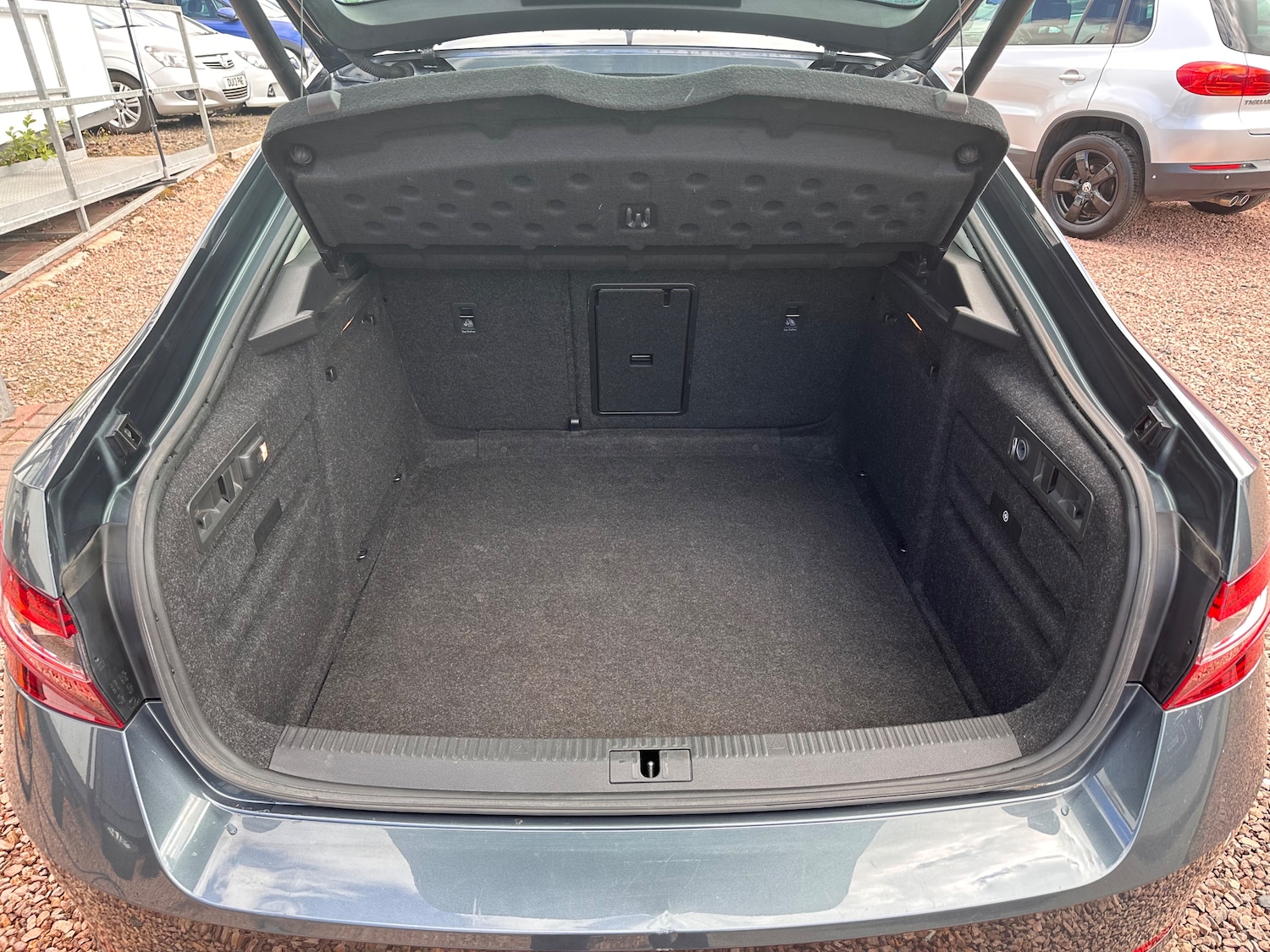 Used Skoda Superb 2017 for sale - 75974963: Photo 23
