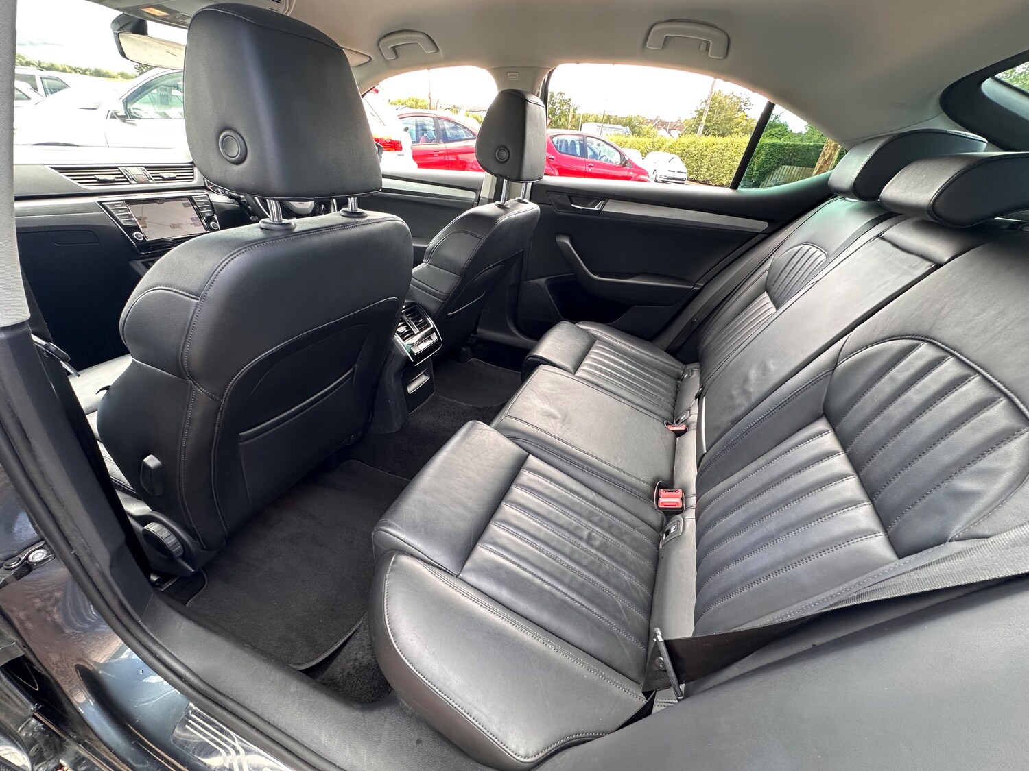 Used Skoda Superb 2017 for sale - 75974963: Photo 24