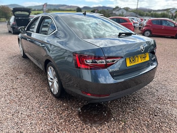 Used Skoda Superb 2017 for sale - 75974963: Photo