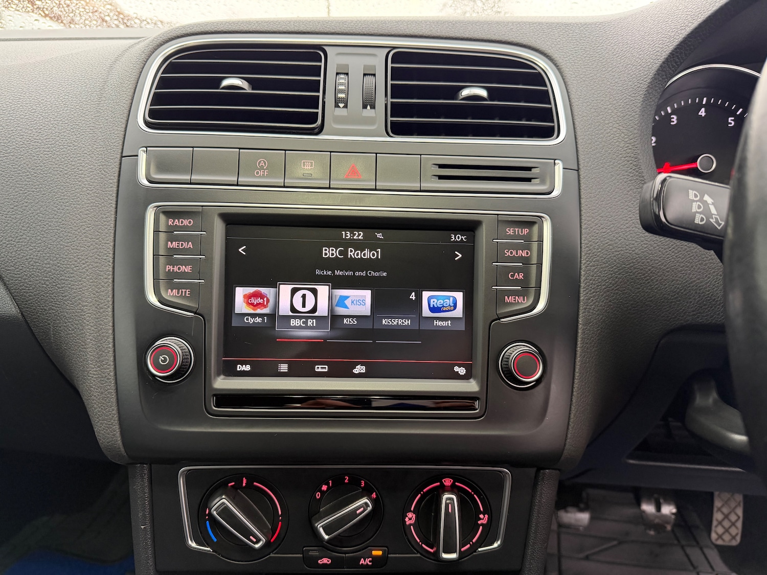 Used Volkswagen Polo 2014 for sale - 77436320: Photo 14