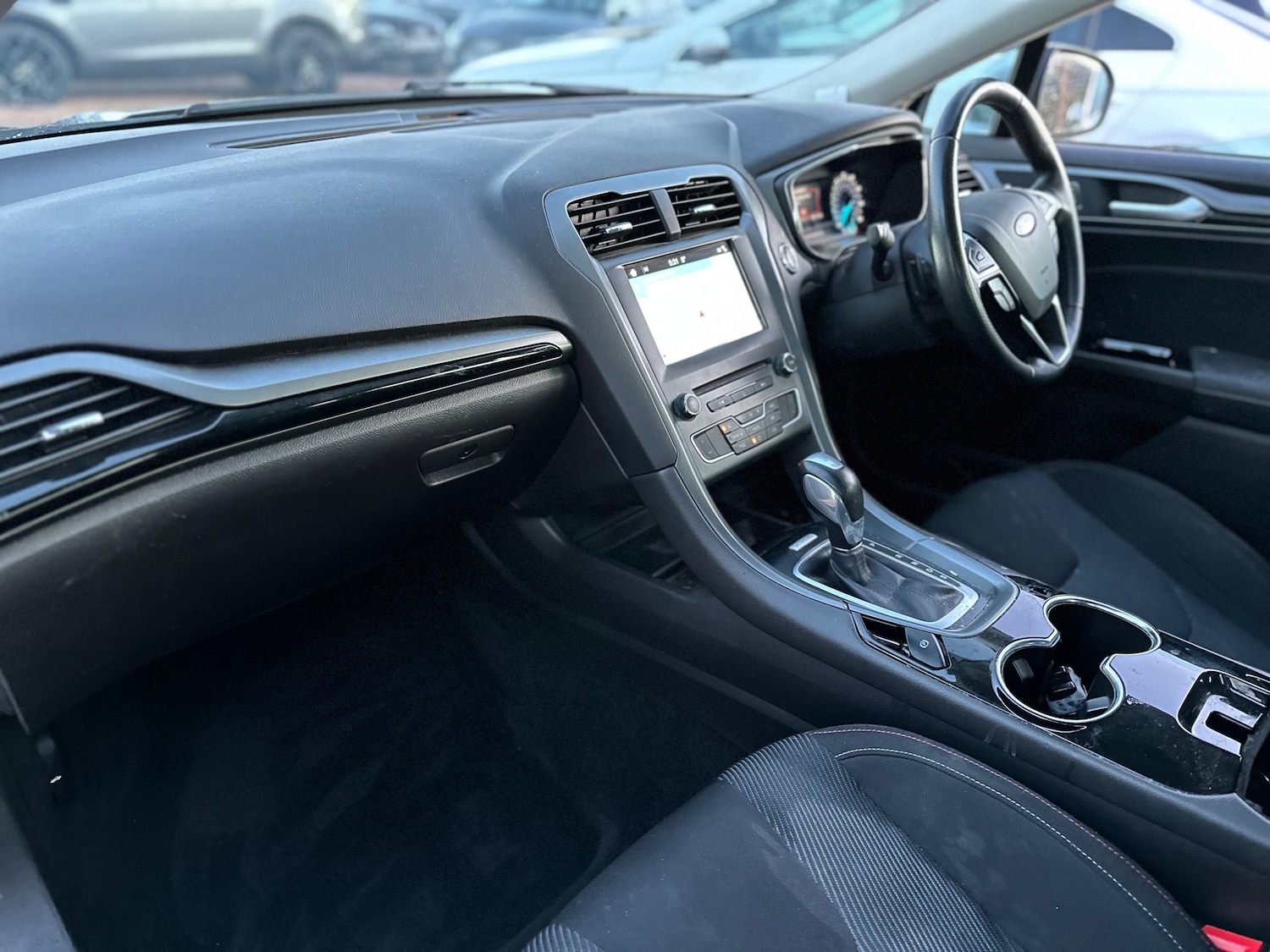 Used Ford Mondeo 2017 for sale - 76438903: Photo 11