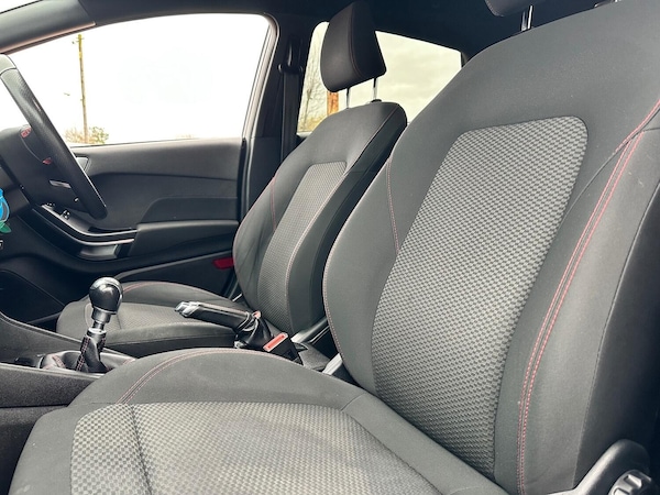 Used Ford Fiesta 2019 for sale - 74747950: Photo 12