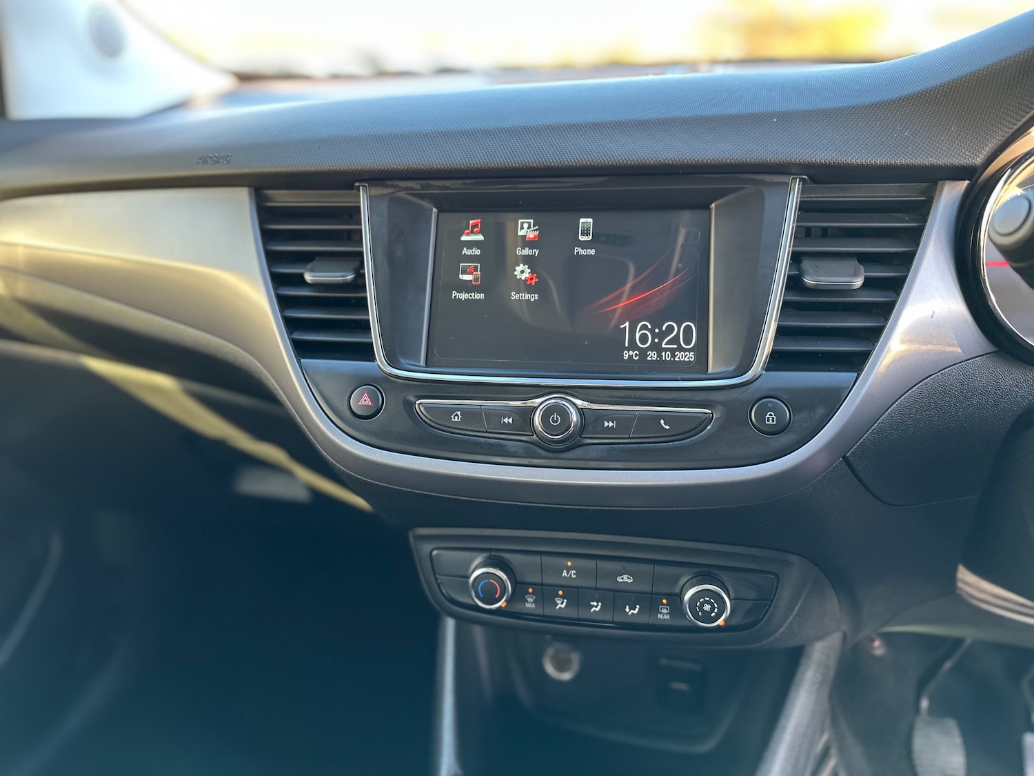 Used Vauxhall Crossland 2022 for sale - 76405801: Photo 17