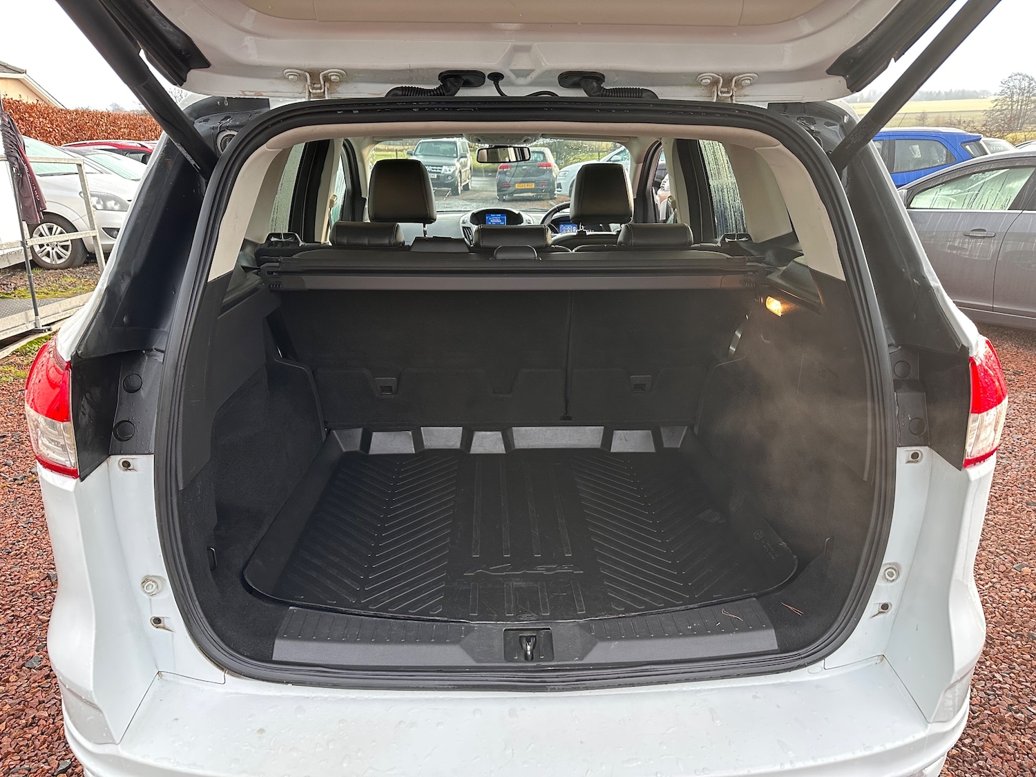 Used Ford Kuga 2014 for sale - 76826987: Photo 17