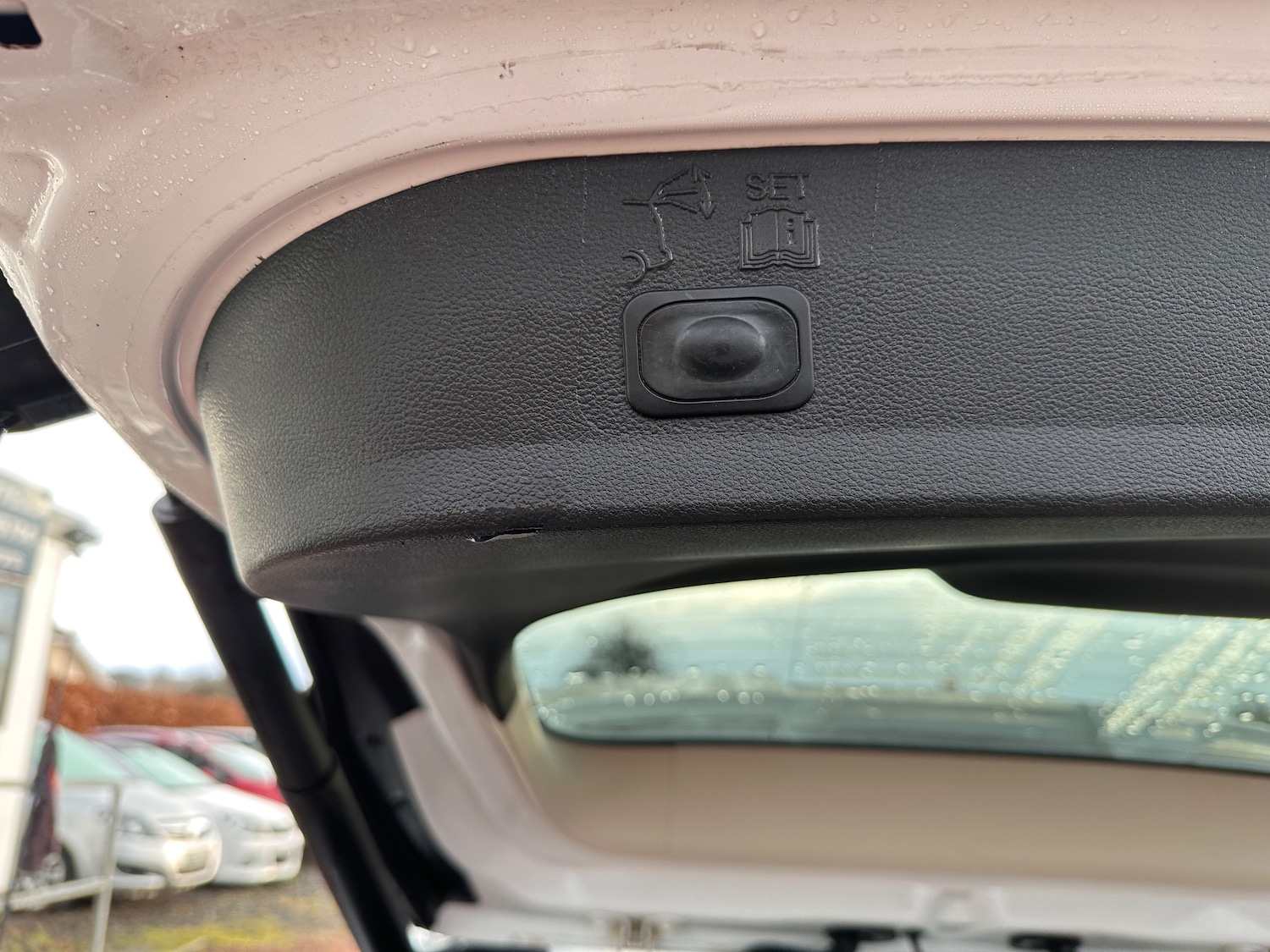 Used Ford Kuga 2014 for sale - 76826987: Photo 18