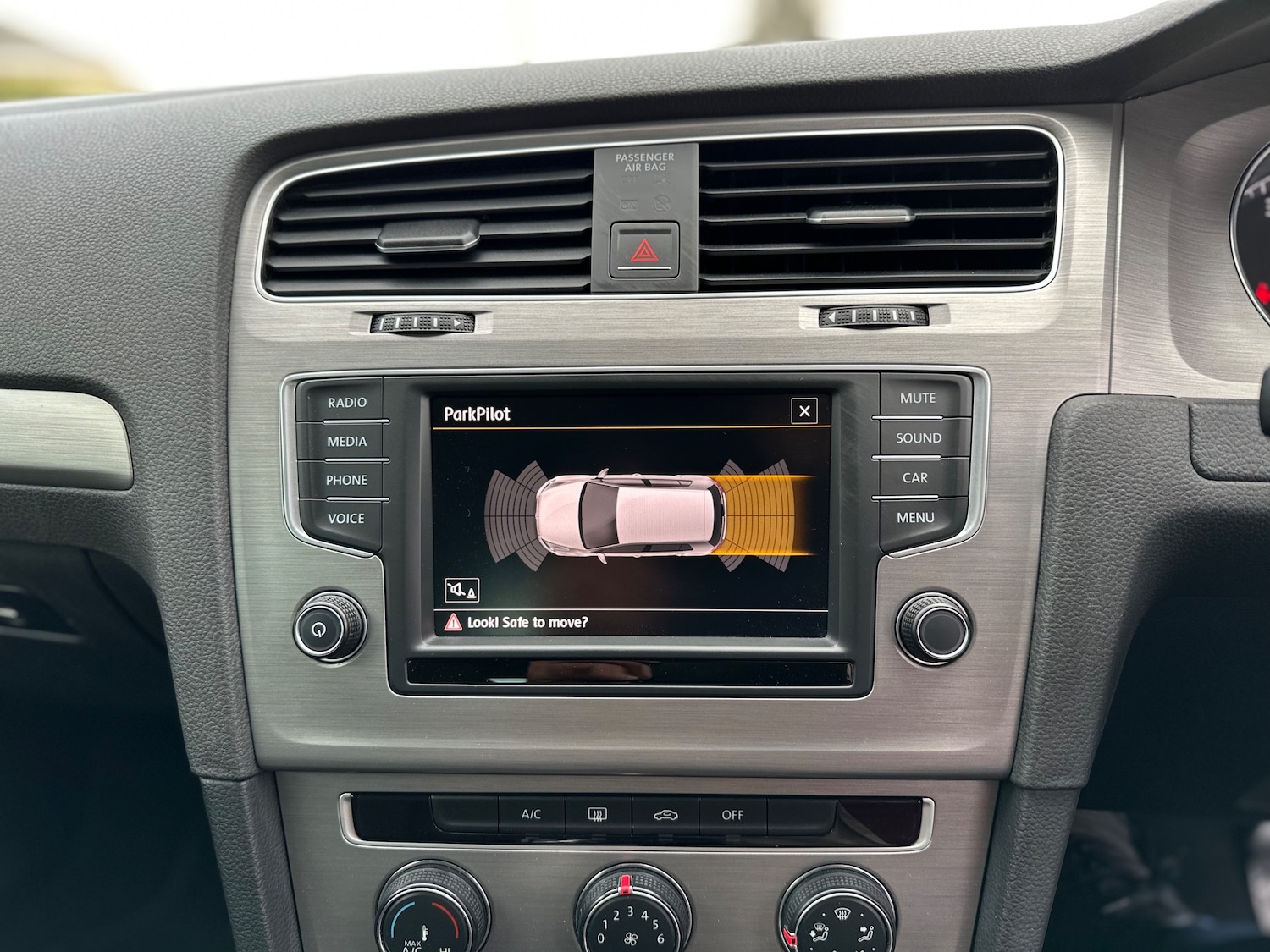 Used Volkswagen Golf 2015 for sale - 76211671: Photo 18