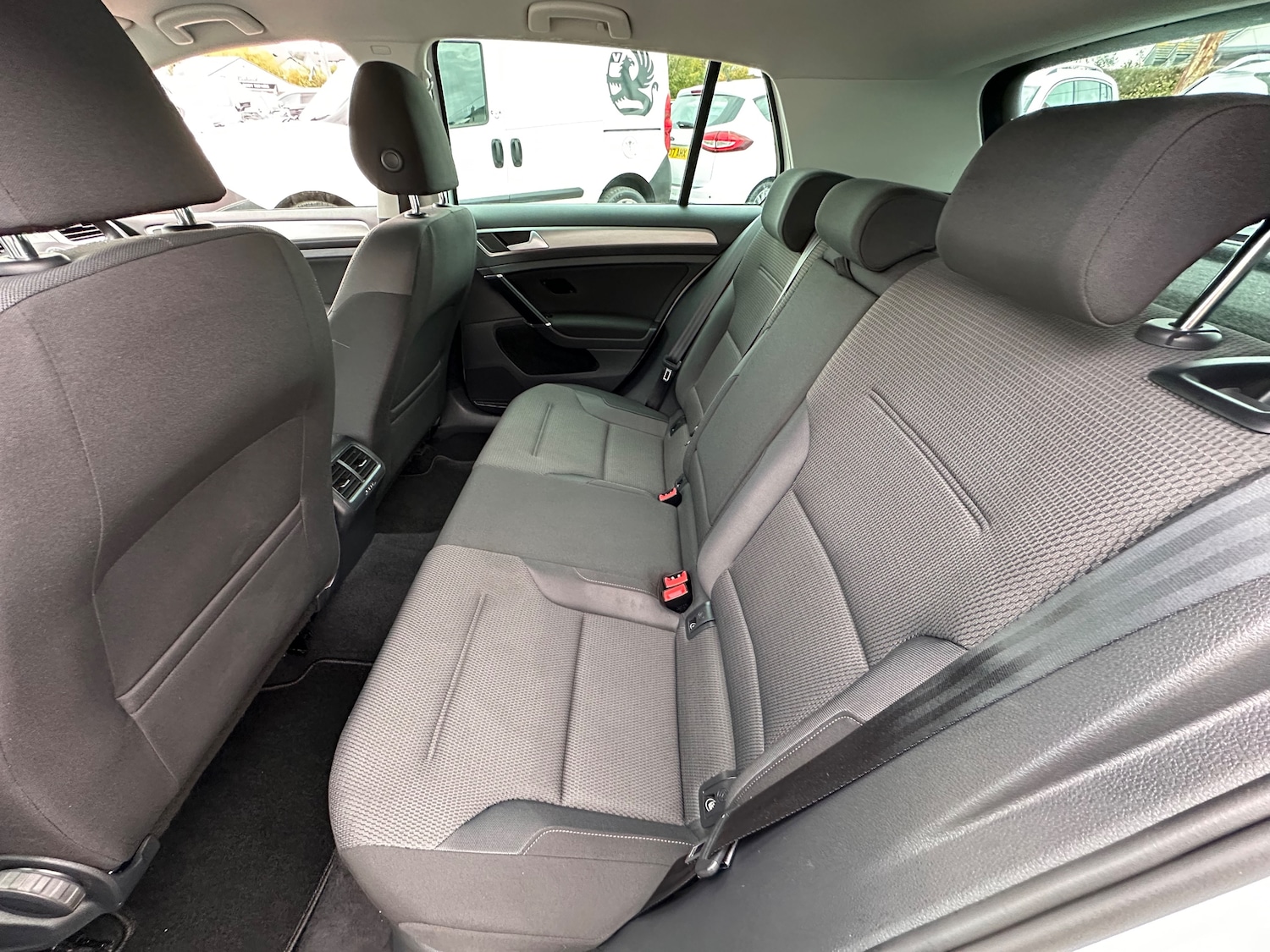 Used Volkswagen Golf 2015 for sale - 76211671: Photo 25