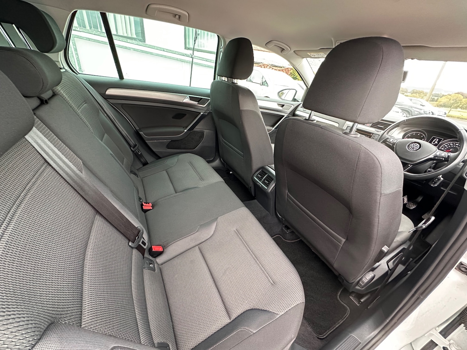 Used Volkswagen Golf 2015 for sale - 76211671: Photo 27