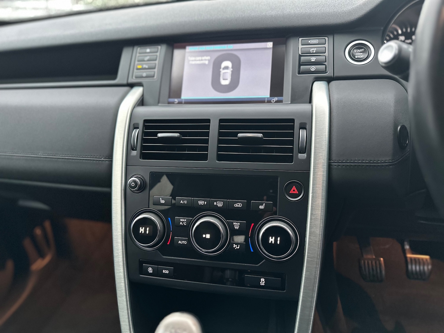 Used Land Rover Discovery Sport 2018 for sale - 76165154: Photo 11