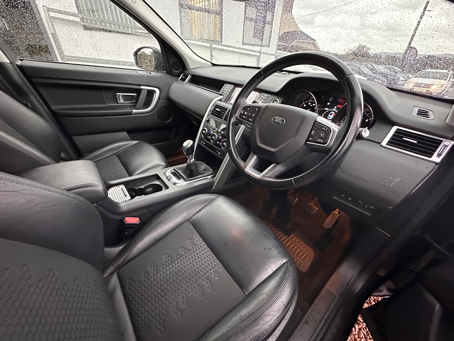 Used Land Rover Discovery Sport 2018 for sale - 76165154: Photo 12