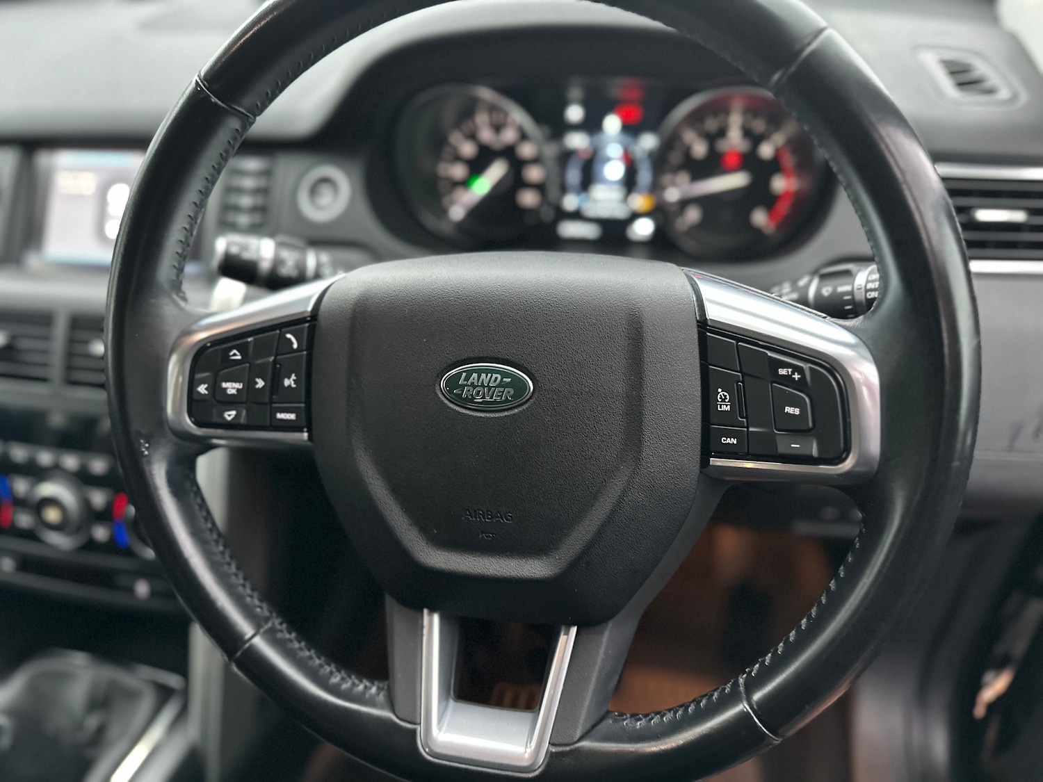 Used Land Rover Discovery Sport 2018 for sale - 76165154: Photo 15