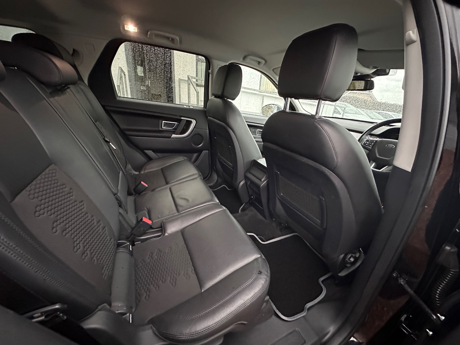 Used Land Rover Discovery Sport 2018 for sale - 76165154: Photo 16