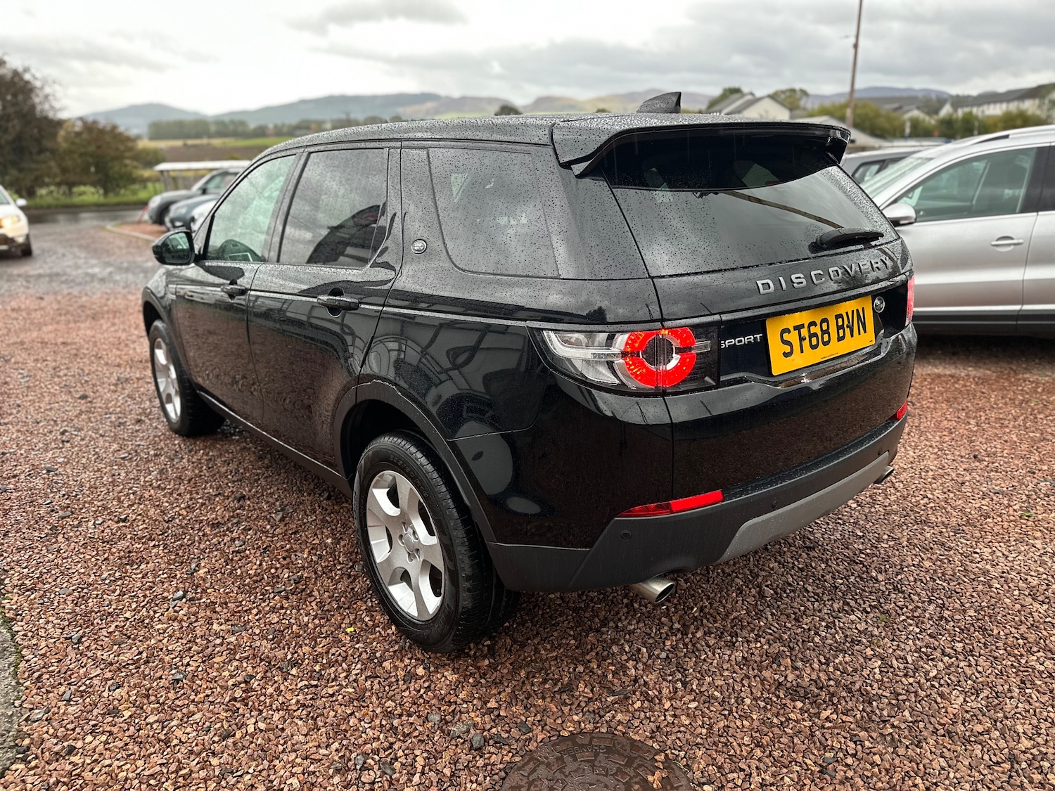 Used Land Rover Discovery Sport 2018 for sale - 76165154: Photo 4