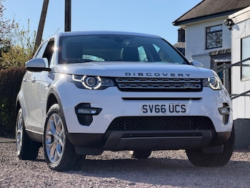 Used Land Rover Discovery Sport 2016 for sale - 78427310: Photo
