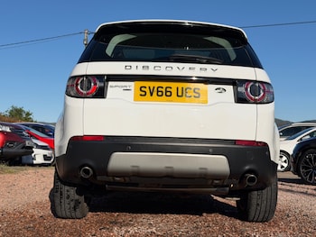 Used Land Rover Discovery Sport 2016 for sale - 78427310: Photo