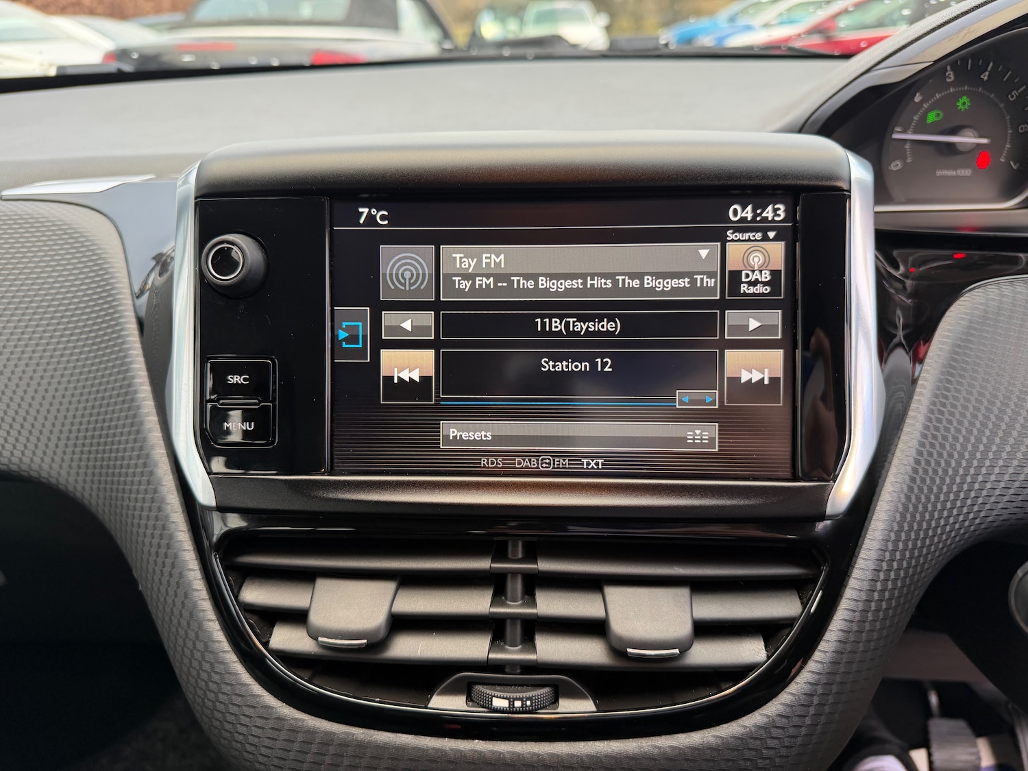 Used Peugeot 2008 2016 for sale - 77726458: Photo 26