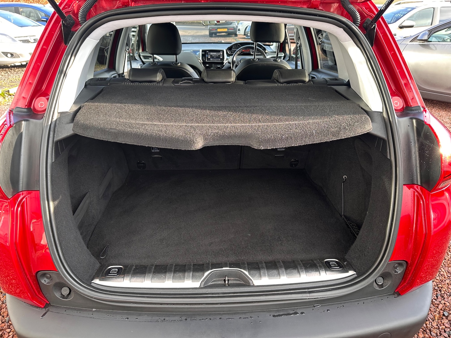 Used Peugeot 2008 2016 for sale - 76819722: Photo 24