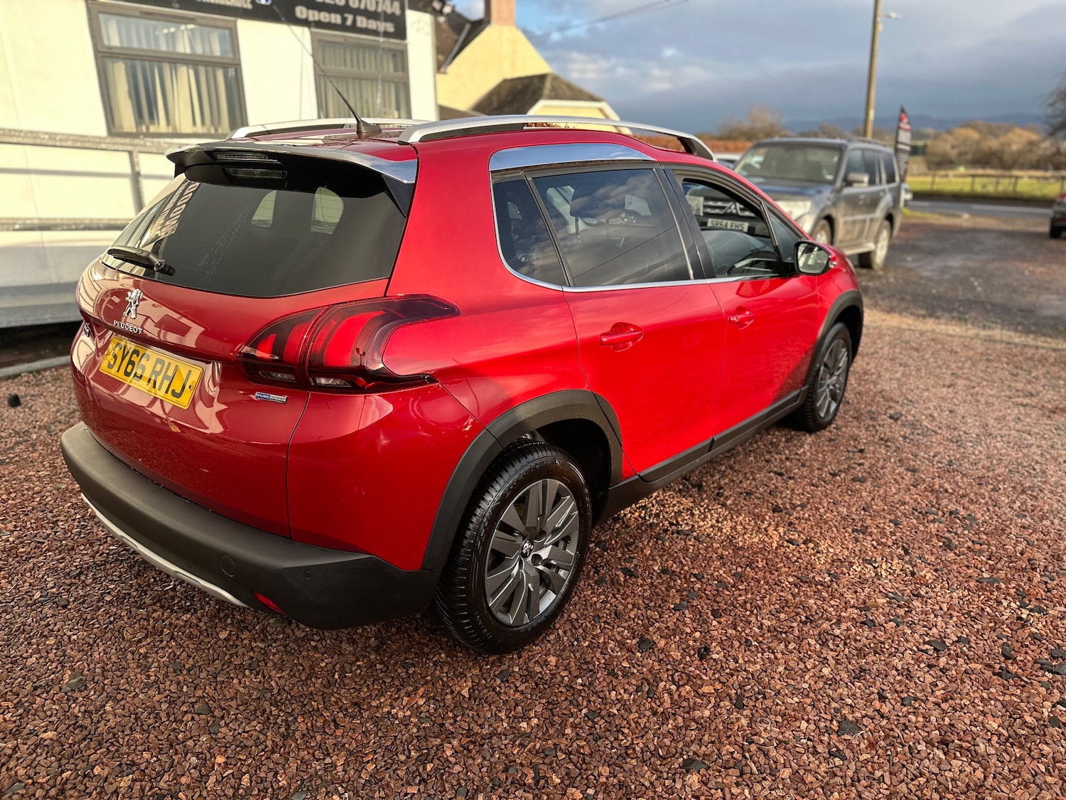 Used Peugeot 2008 2016 for sale - 76819722: Photo 5