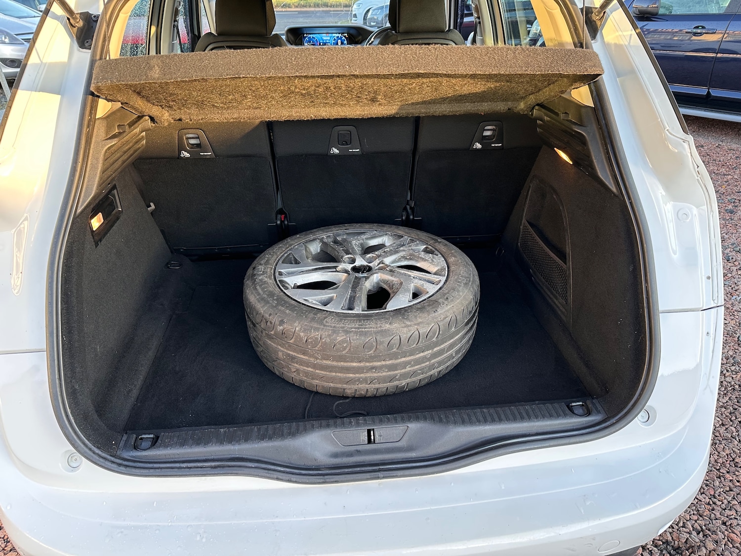 Used Citroen C4 Picasso 2015 for sale - 76581280: Photo 14