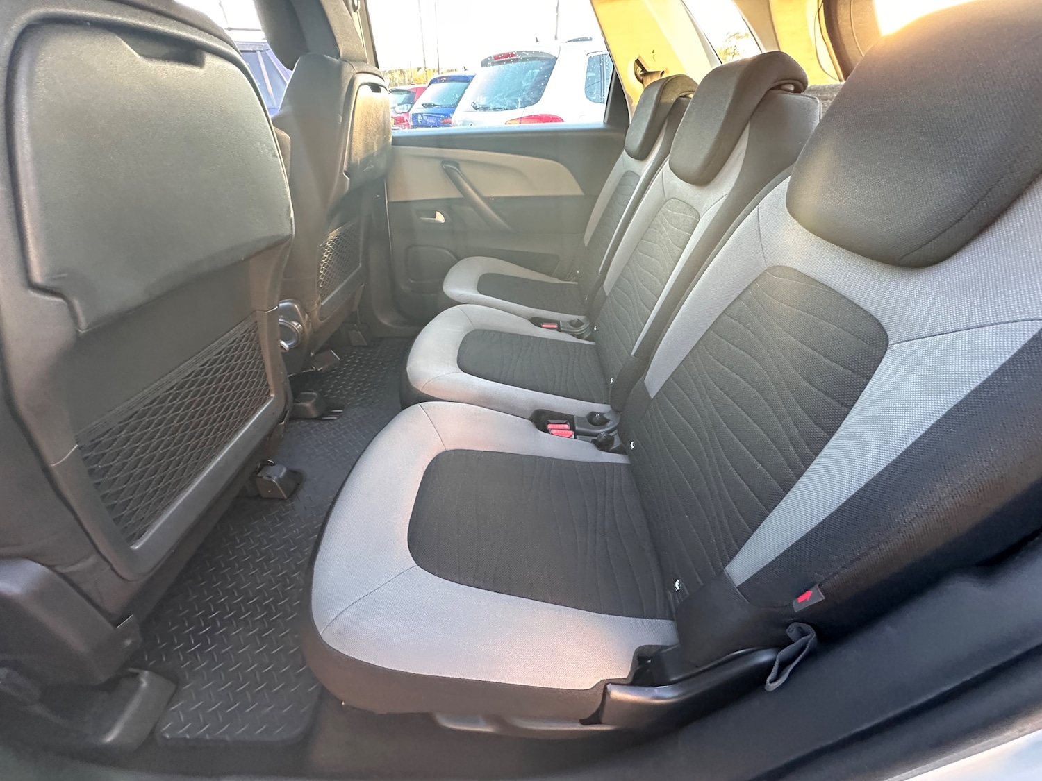 Used Citroen C4 Picasso 2015 for sale - 76581280: Photo 17