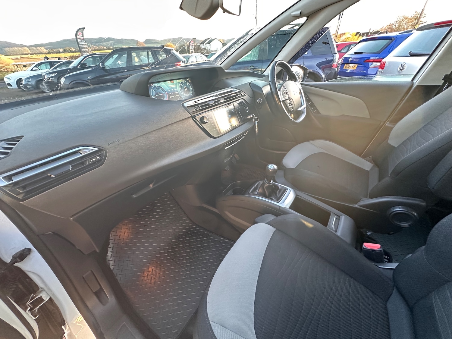 Used Citroen C4 Picasso 2015 for sale - 76581280: Photo 21