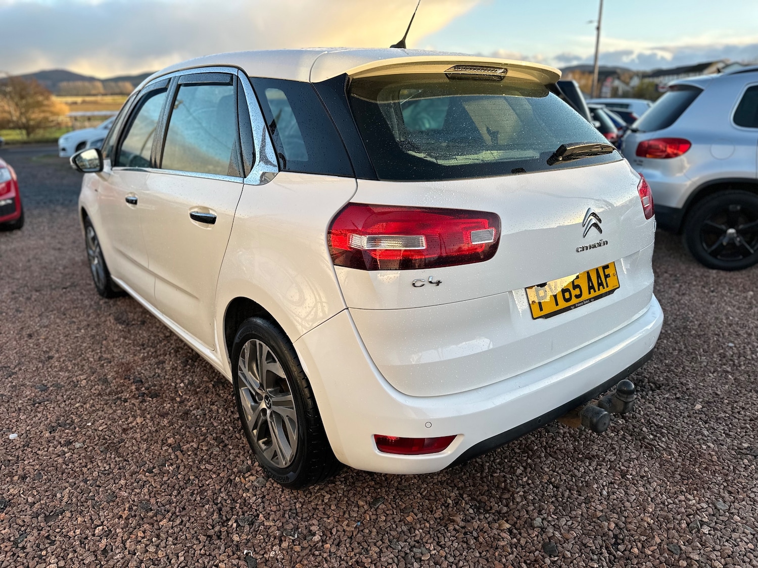 Used Citroen C4 Picasso 2015 for sale - 76581280: Photo 7