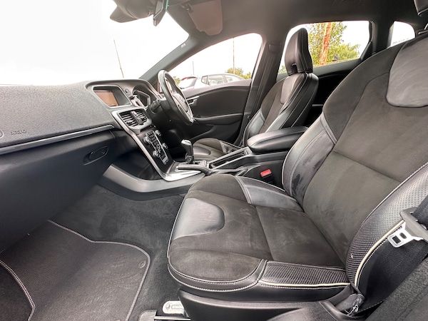 Used Volvo V40 2018 for sale - 75766584: Photo 24