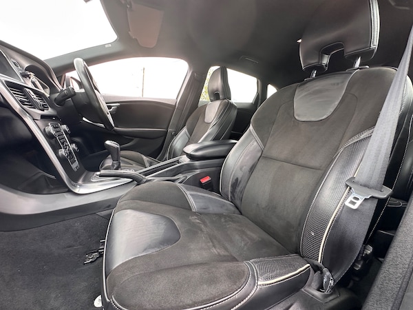 Used Volvo V40 2018 for sale - 75766584: Photo 27