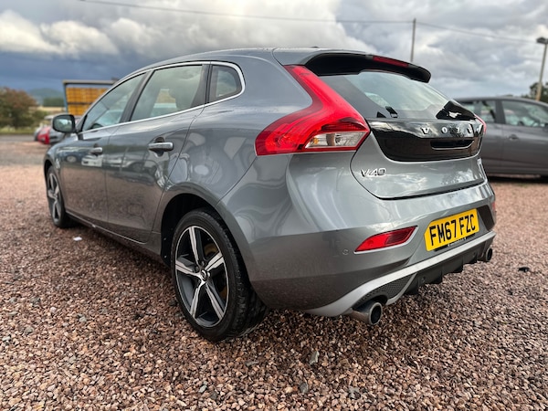 Used Volvo V40 2018 for sale - 75766584: Photo 6